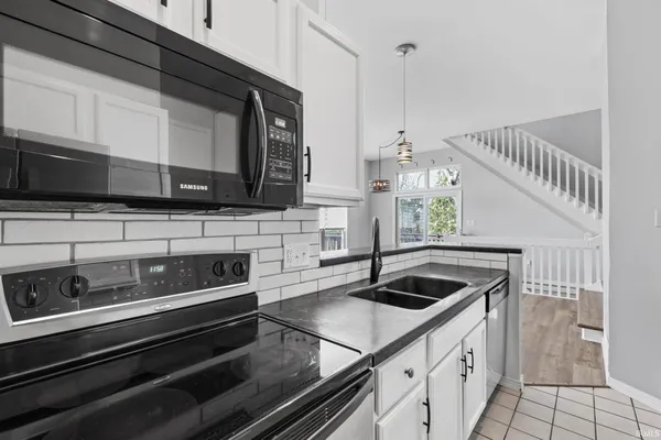 $252,000 | 9690 South Bay Pointe Drive, Bloomington, IN 47401