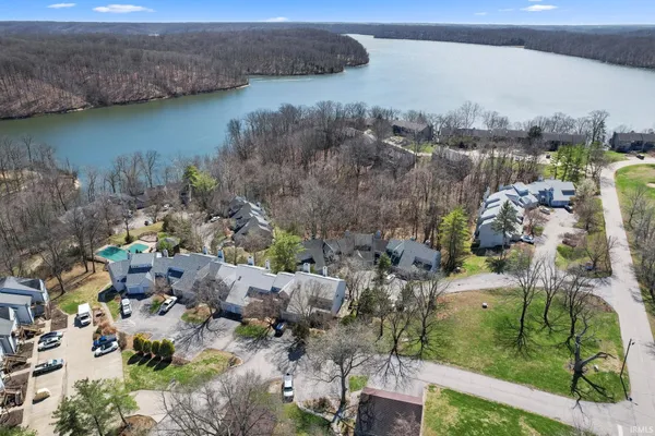 $252,000 | 9690 South Bay Pointe Drive, Bloomington, IN 47401