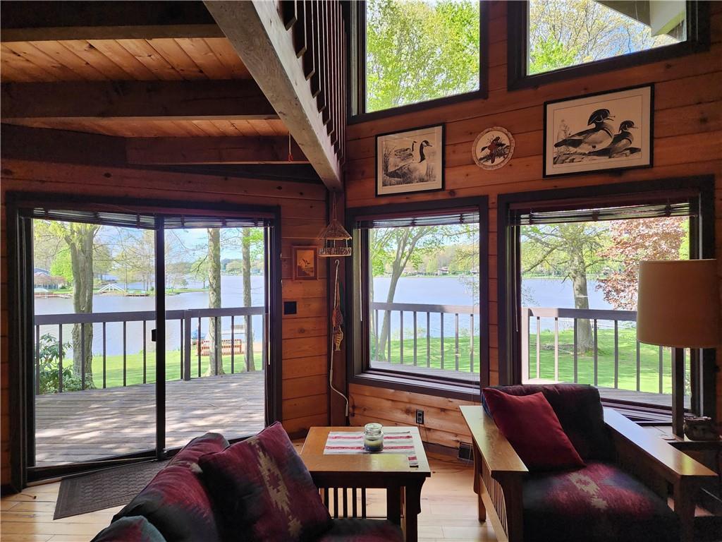 374 Latonka Drive Mercer, PA 16137 - Photo 31 of 50 a living room with furniture and a large window
