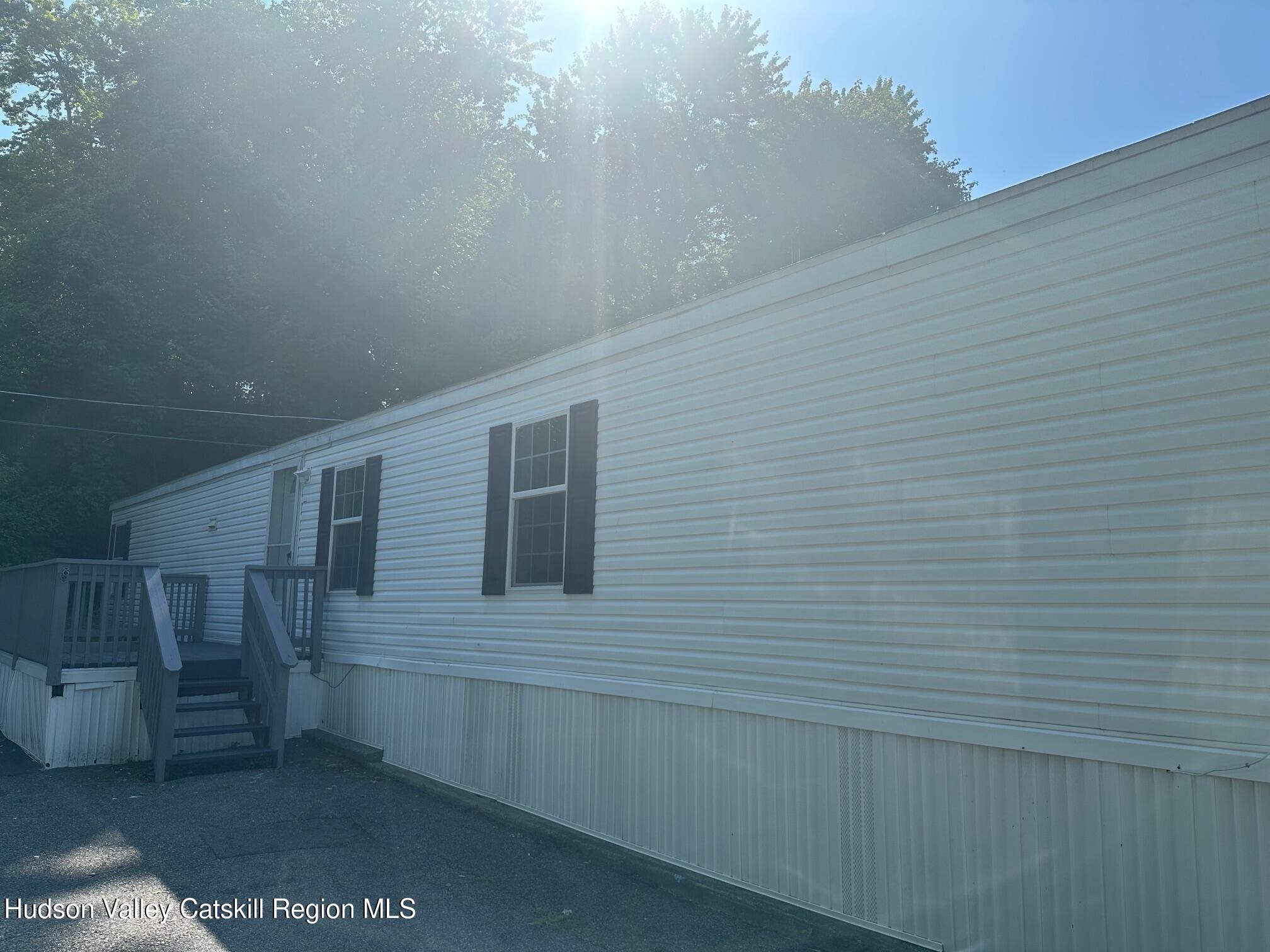 2699 Highway 22, Unit 2 Patterson, NY 12563 - Photo 3 of 11 a view of a hallway