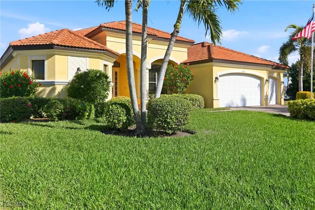$969,000 | 2133 Southwest 43rd Lane, Cape Coral, FL 33914