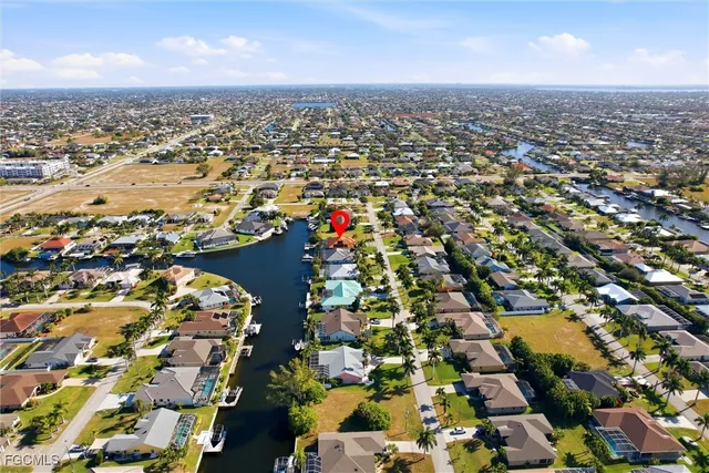 $969,000 | 2133 Southwest 43rd Lane, Cape Coral, FL 33914