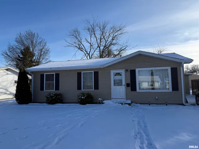 $124,900 | 13 Sommerset Drive, Jacksonville, IL 62650