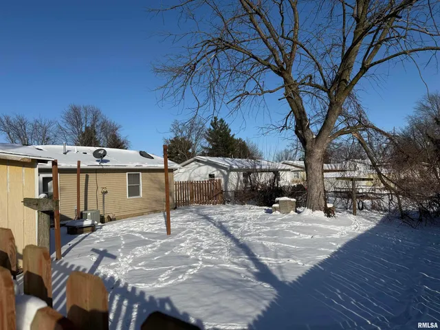 $124,900 | 13 Sommerset Drive, Jacksonville, IL 62650