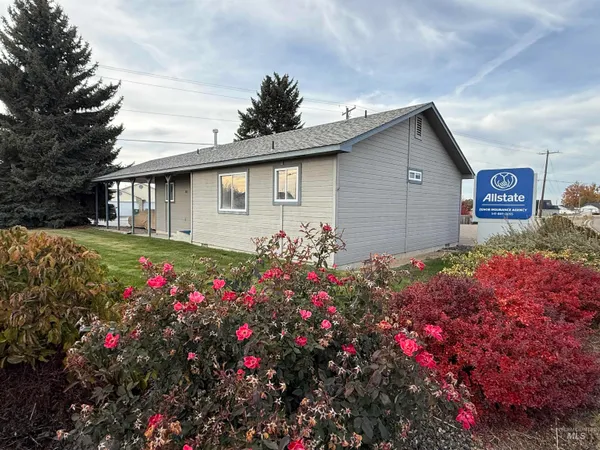 $450,000 | 725 Southwest 8th Street, Fruitland, ID 83619