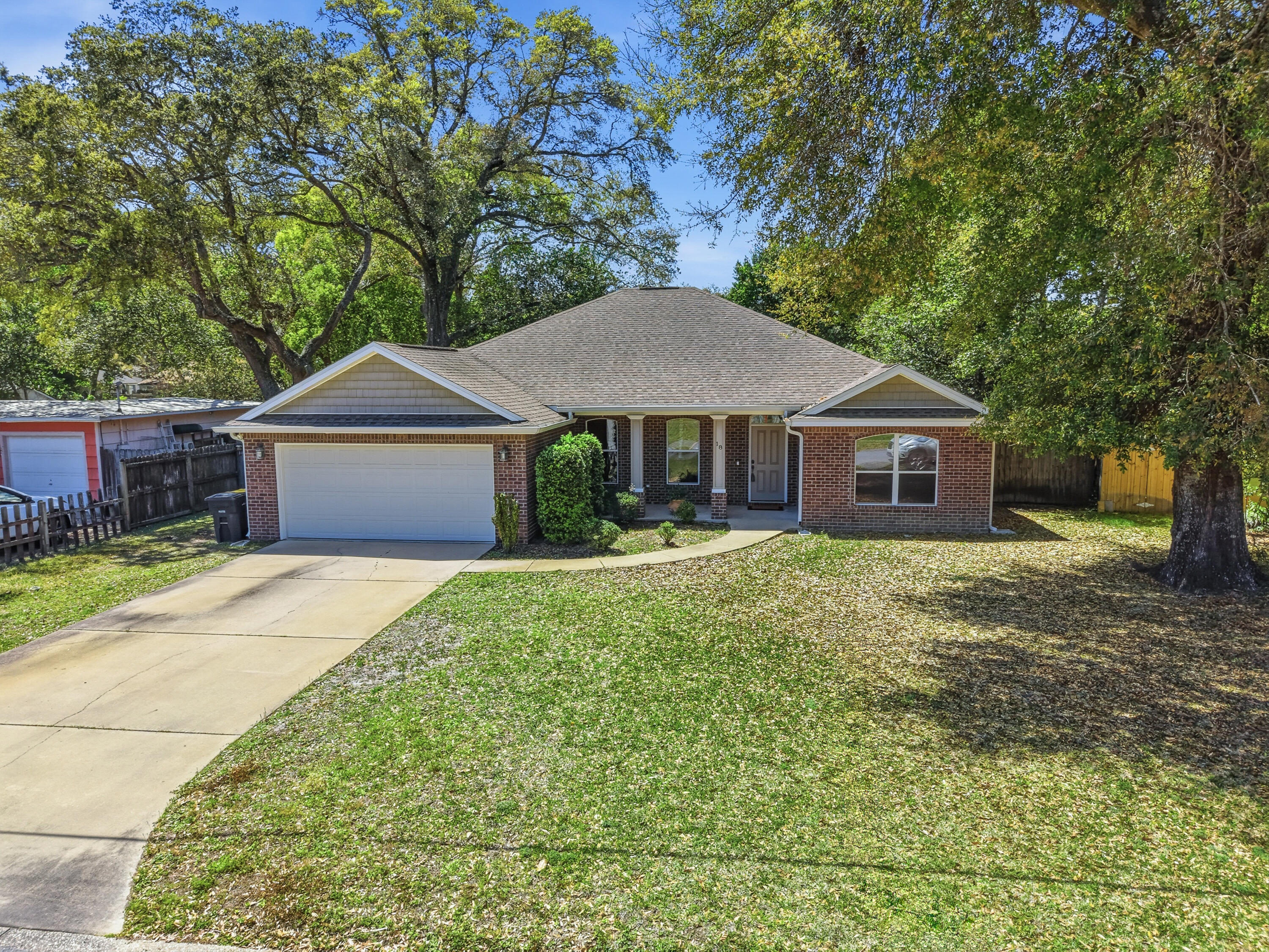 18 Pryor Road Southeast Fort Walton Beach, FL 32548 - Photo 3 of 49 Front View