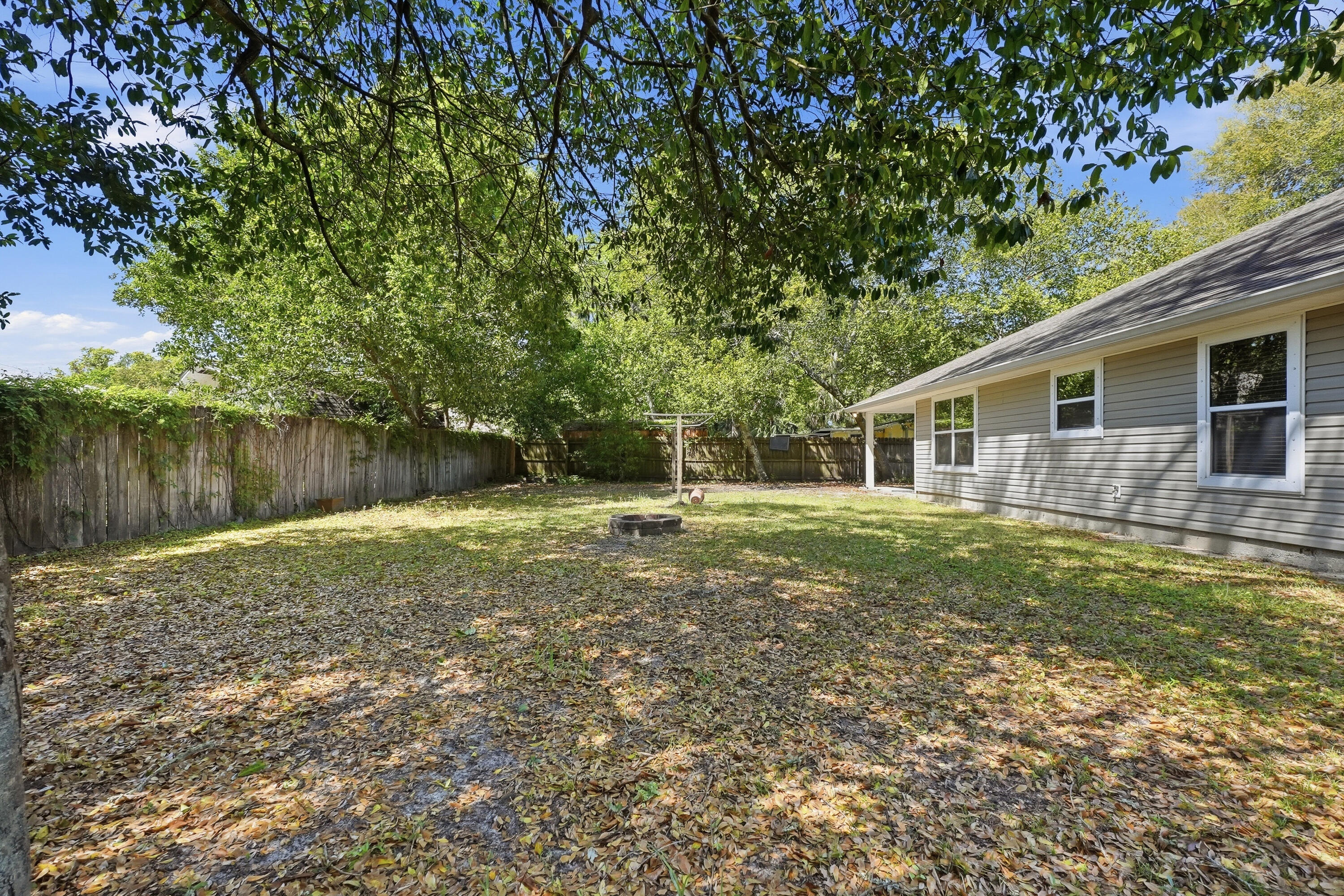 18 Pryor Road Southeast Fort Walton Beach, FL 32548 - Photo 45 of 49 Backyard