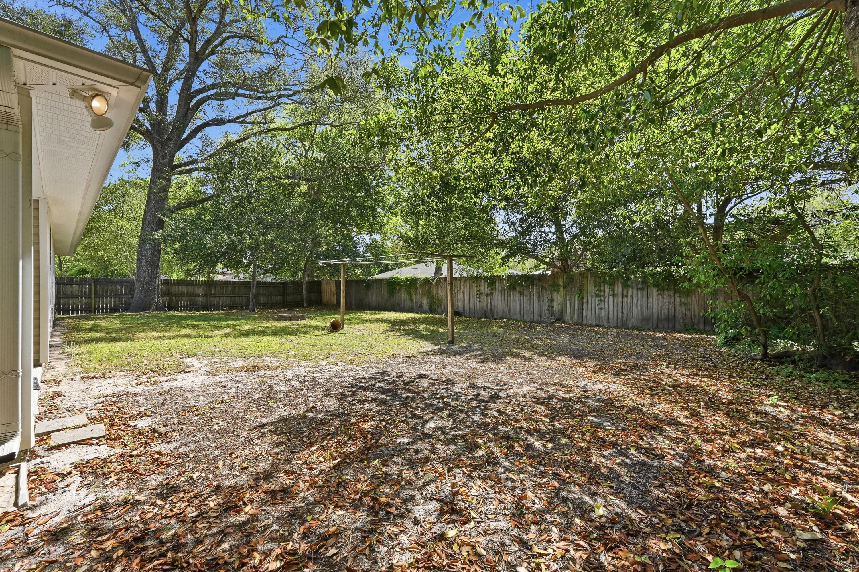 18 Pryor Road Southeast Fort Walton Beach, FL 32548 - Photo 46 of 49 Backyard