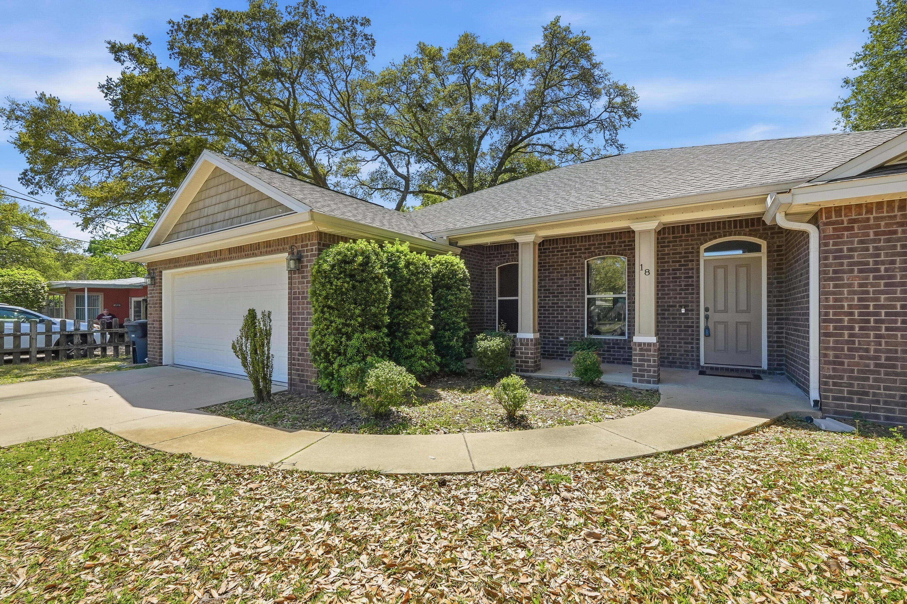 18 Pryor Road Southeast Fort Walton Beach, FL 32548 - Photo 8 of 49 Front View