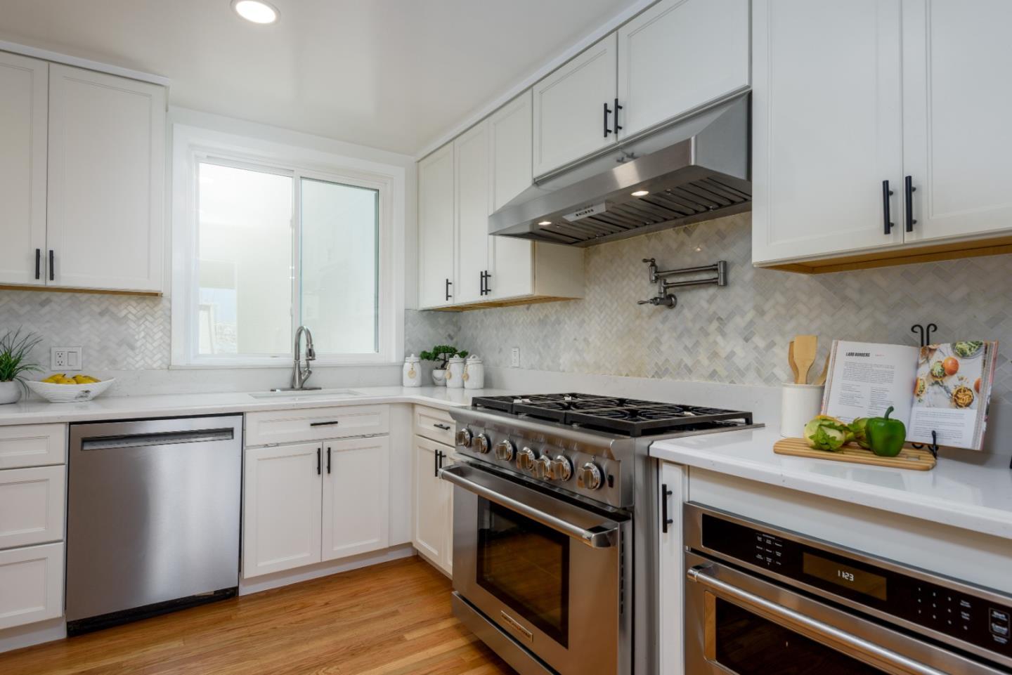 4 Royce Way Daly City, CA 94014 - Photo 11 of 25