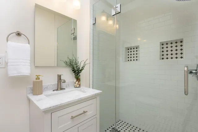 $1,250,000 | 4 Royce Way, Daly City, CA 94014