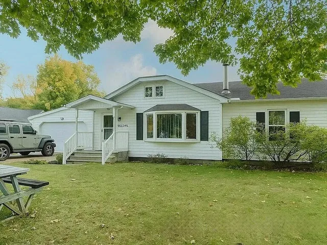 $179,900 | 1806 Pleasant Drive, Portage, MI 49002