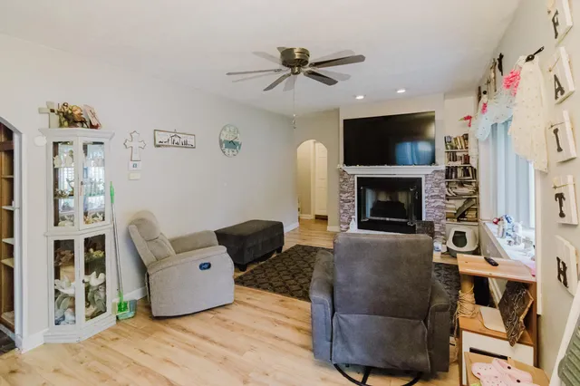 $179,900 | 1806 Pleasant Drive, Portage, MI 49002