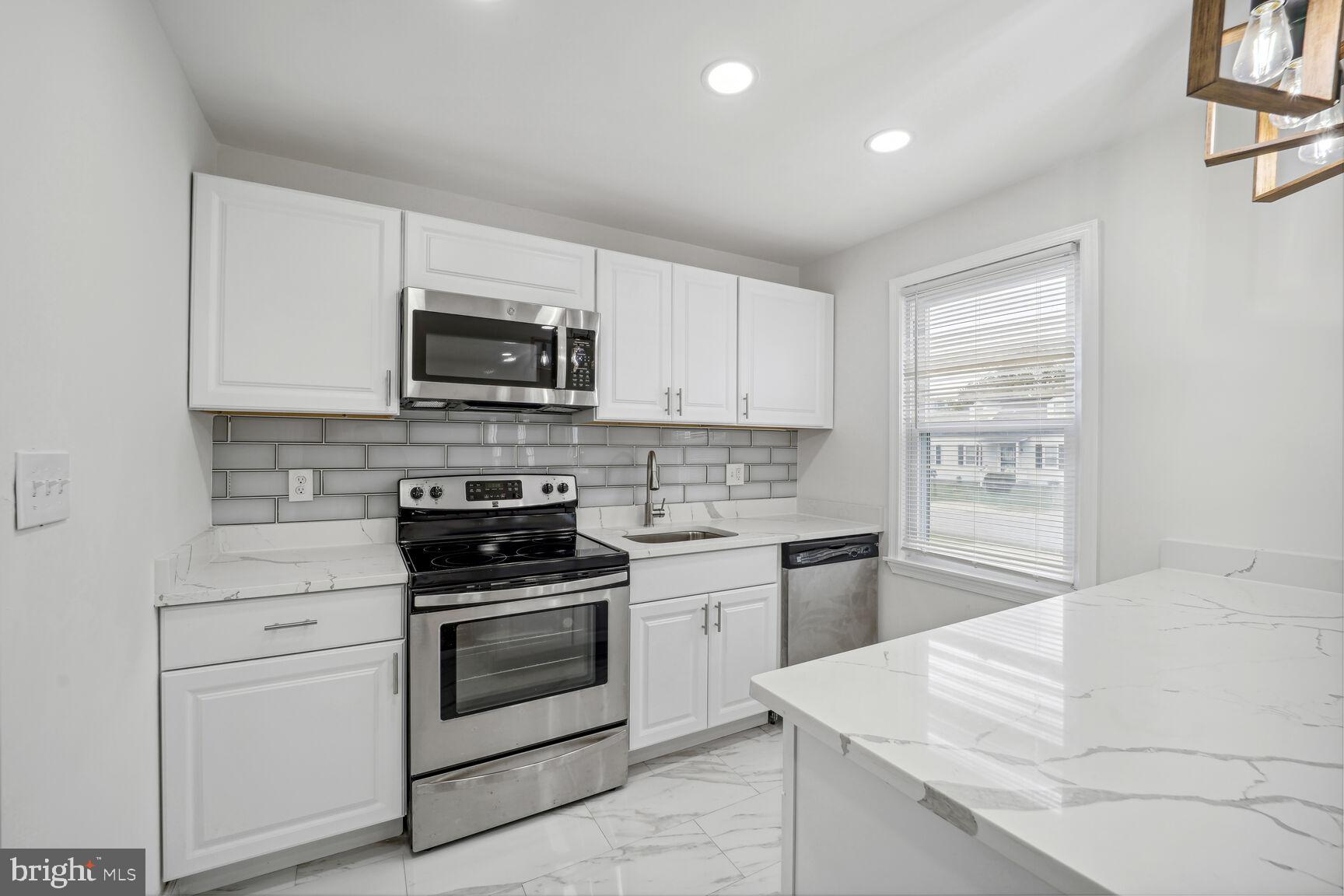 6809 Lou Lane Morningside, MD 20746 - Photo 11 of 27