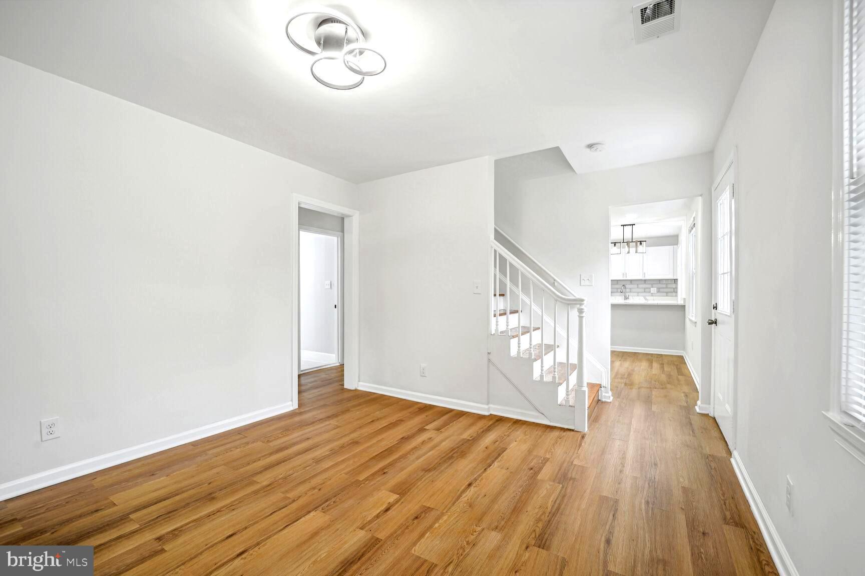 6809 Lou Lane Morningside, MD 20746 - Photo 4 of 27