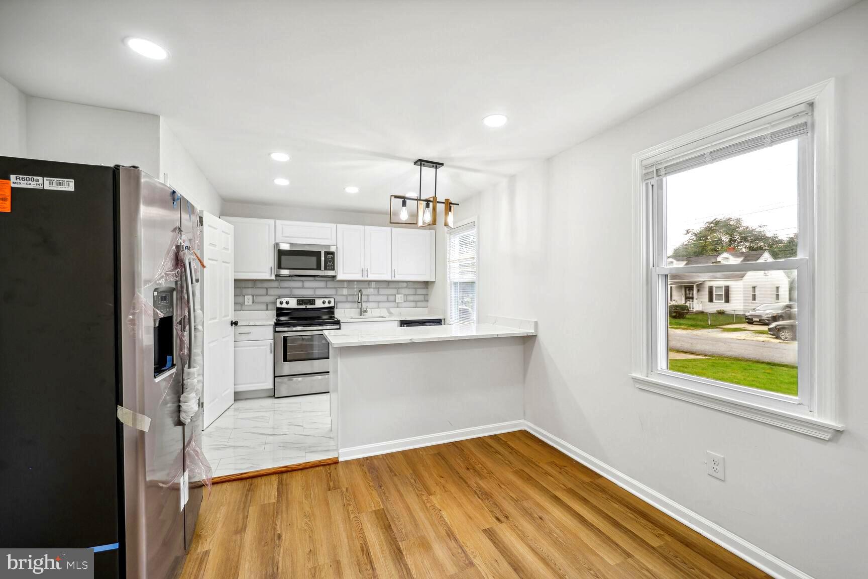 6809 Lou Lane Morningside, MD 20746 - Photo 6 of 27