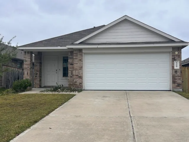 $200,000 | 14683 Cyn Pnes Lane, New Caney, TX 77357