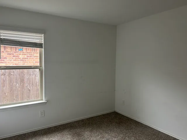 $200,000 | 14683 Cyn Pnes Lane, New Caney, TX 77357