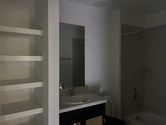 $200,000 | 14683 Cyn Pnes Lane, New Caney, TX 77357