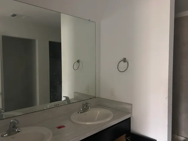 $200,000 | 14683 Cyn Pnes Lane, New Caney, TX 77357