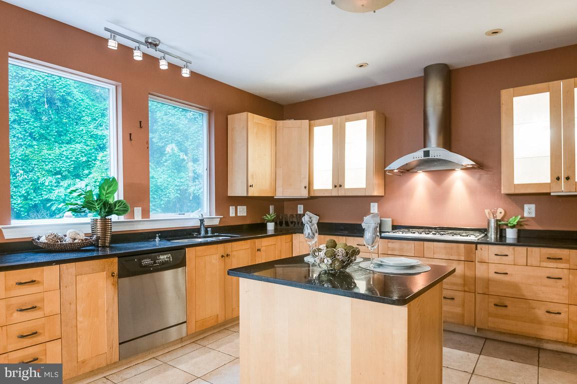 14106 Robcaste Road Phoenix, MD 21131 - Photo 22 of 56