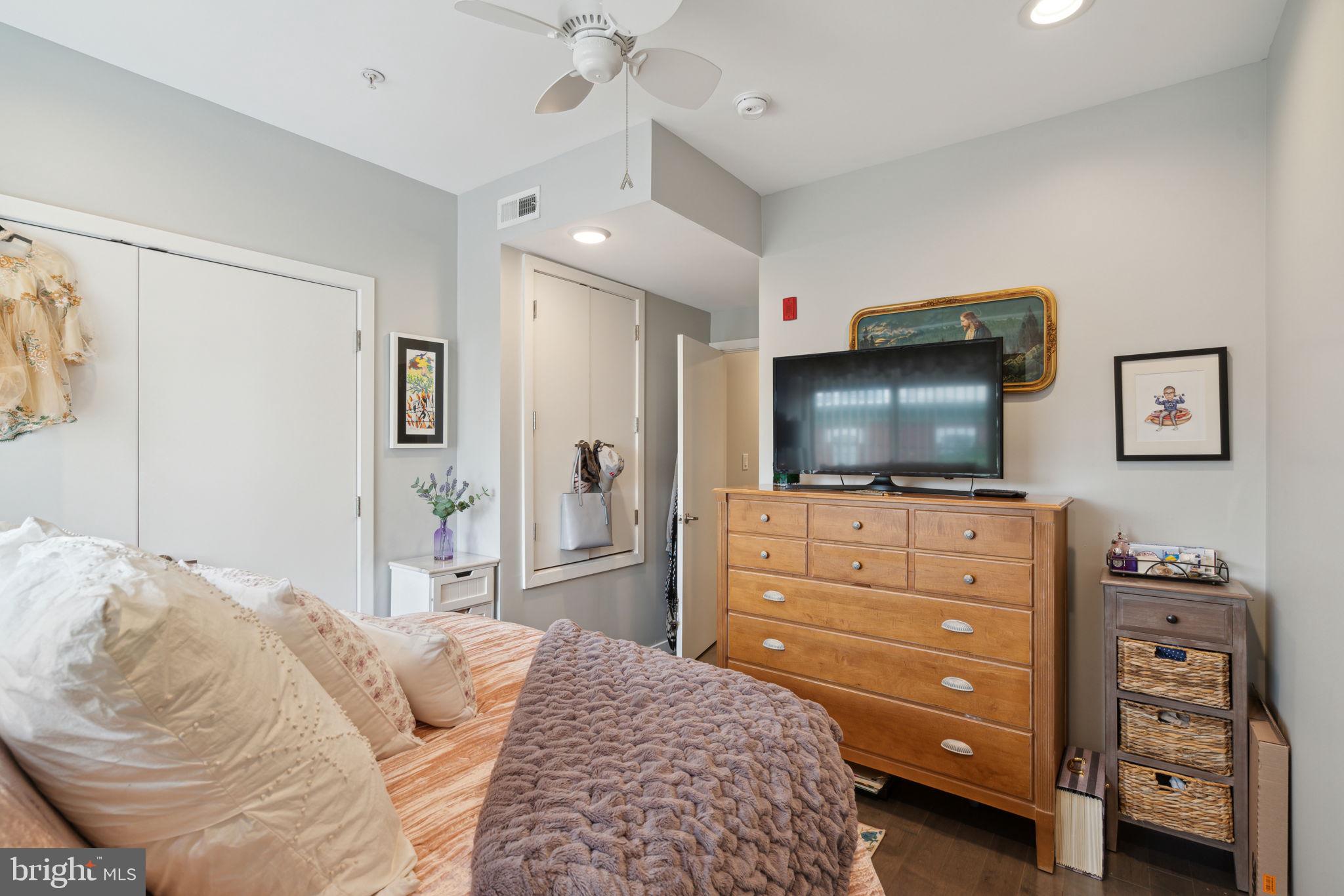 1822 Federal Street, Unit B Philadelphia, PA 19146 - Photo 8 of 25