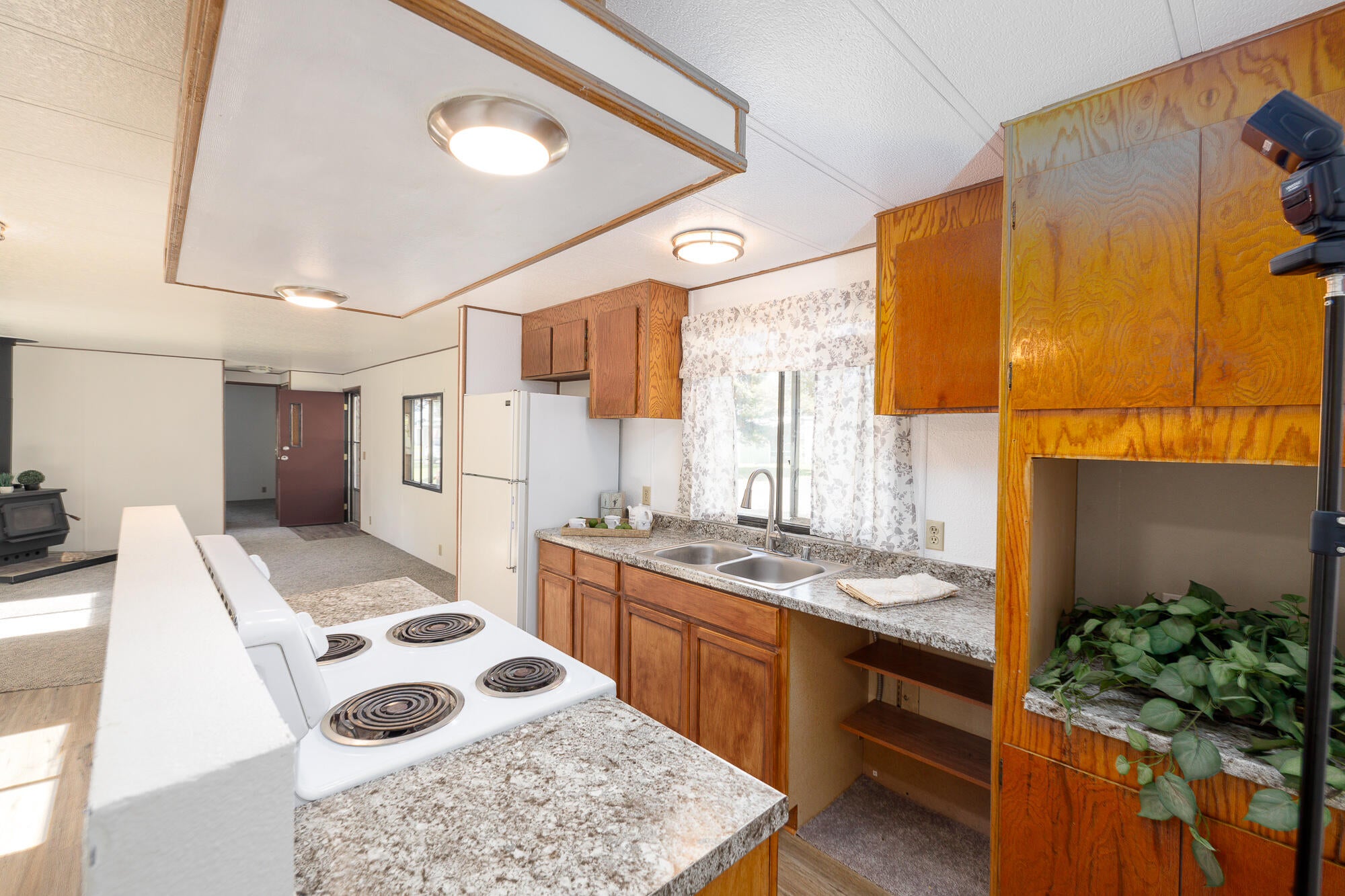 52731 Huntington Road, Unit 23 La Pine, OR 97739 - Photo 3 of 14 Lisa Courtney LA Pine-7