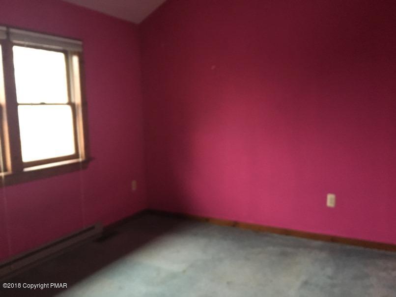 106 Ridge Circle Greentown, PA 18426 - Photo 13 of 14 Bedroom 2