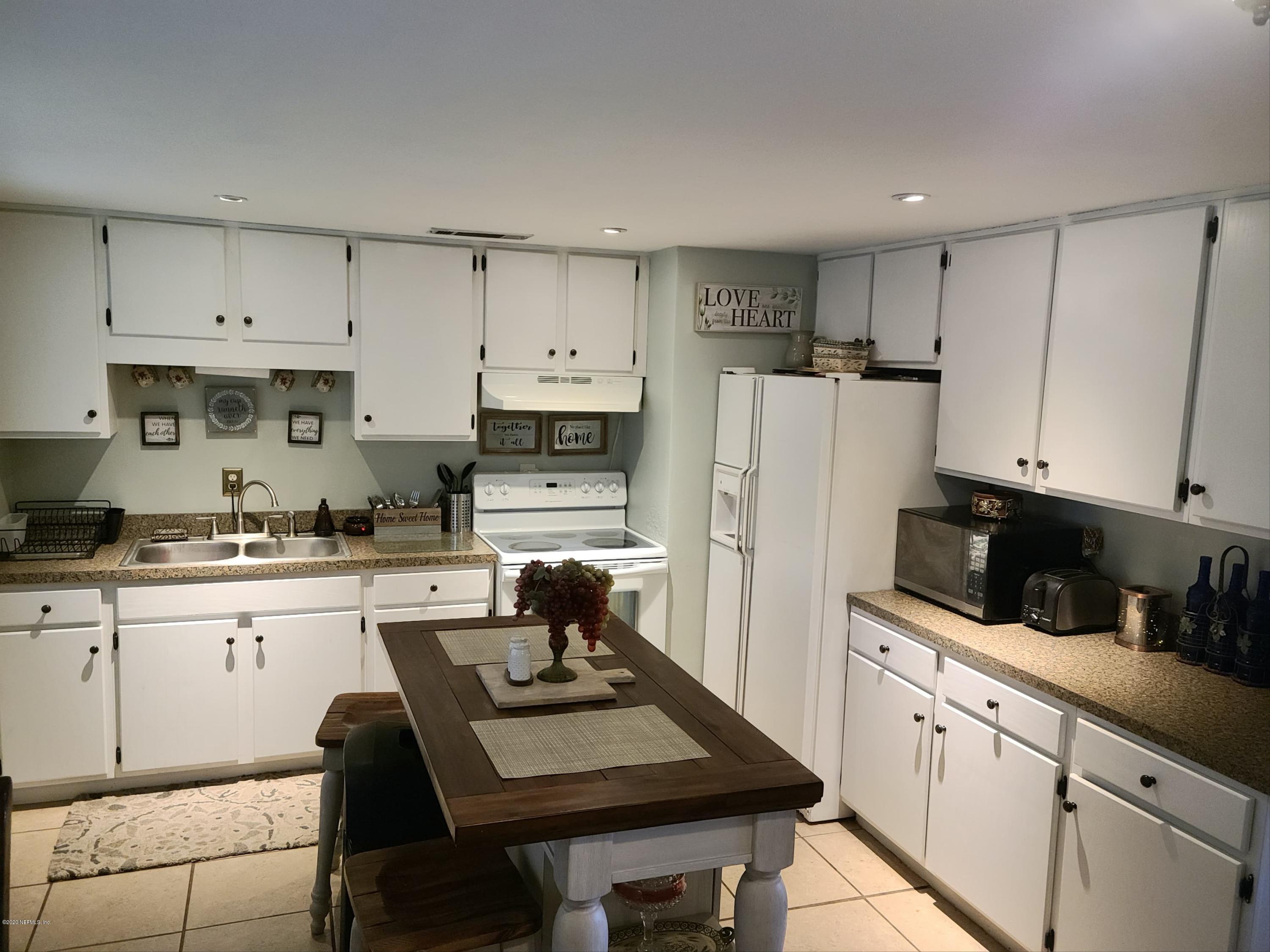 738 Alton Road Starke, FL 32091 - Photo 12 of 41 Kitchen (4)