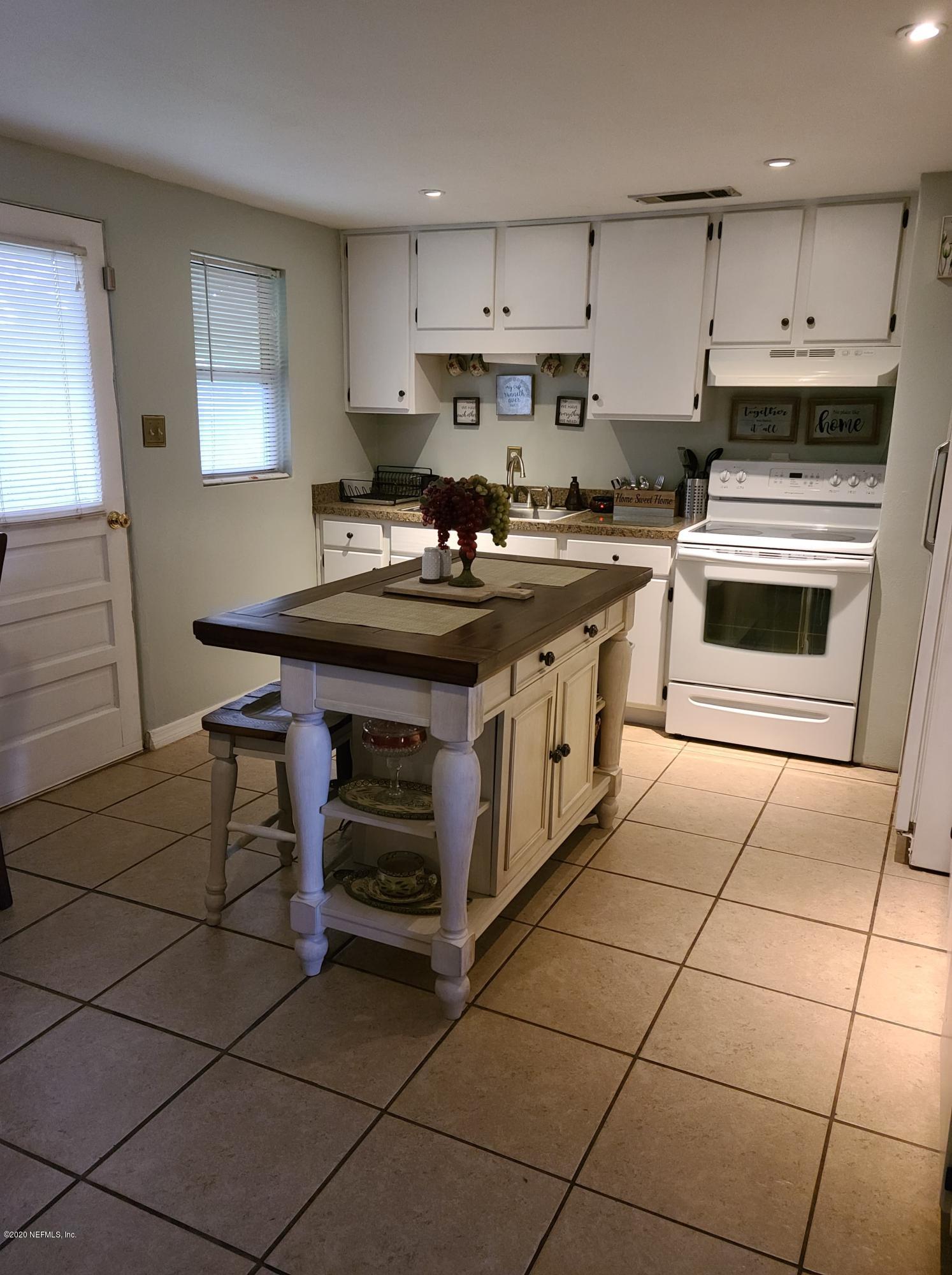 738 Alton Road Starke, FL 32091 - Photo 13 of 41 Kitchen (2)