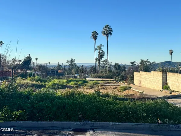 $480,000 | 310 East Poppyfields Drive, Altadena, CA 91001