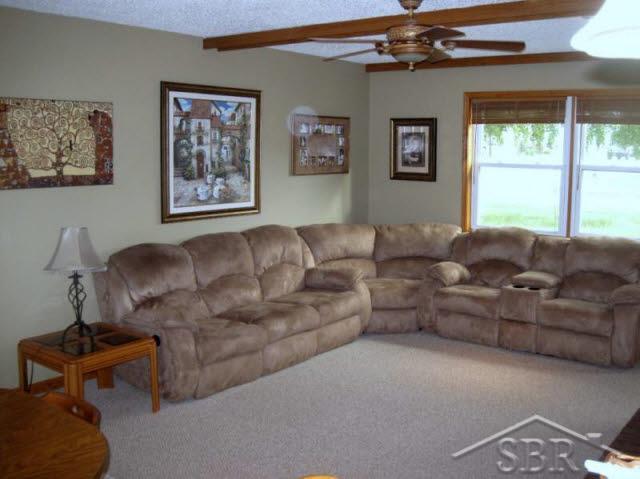 7545 Geddes Road Saginaw, MI 48609 - Photo 8 of 14 20035264-7.JPG
