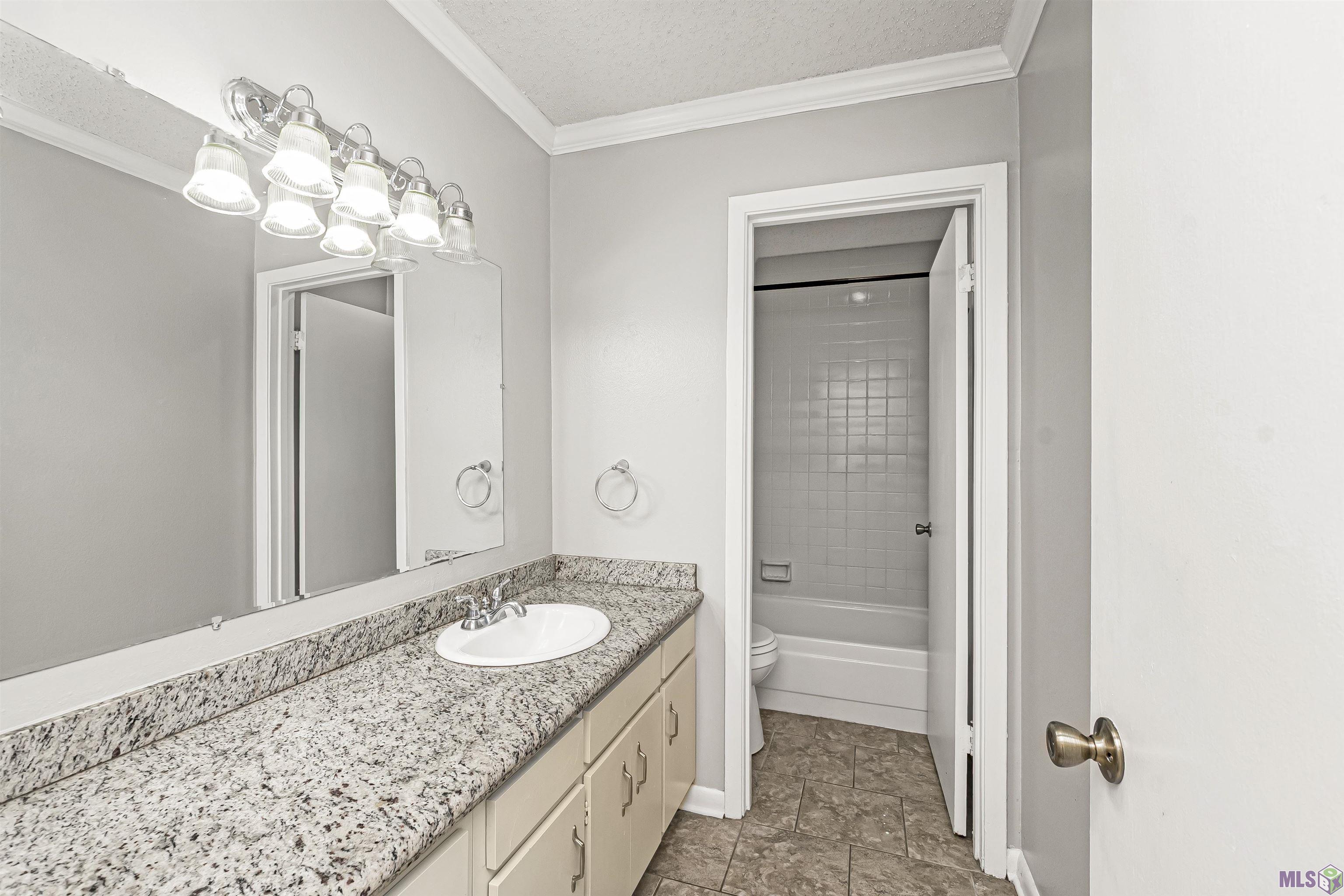 10426 Jefferson Highway, Unit H Baton Rouge, LA 70809 - Photo 17 of 18