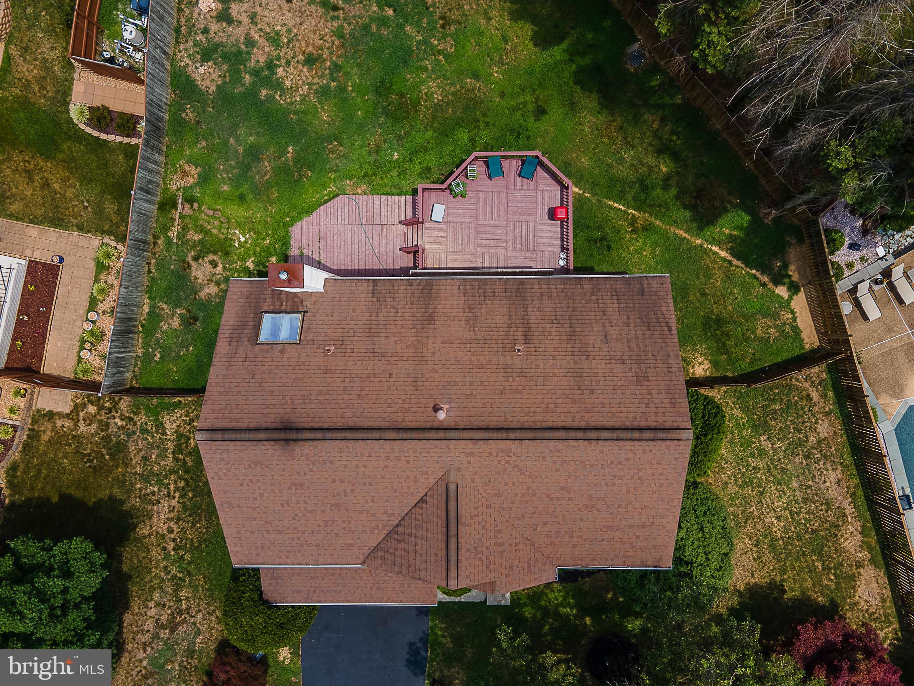 15521 Wheatfield Road Woodbridge, VA 22193 - Photo 3 of 39