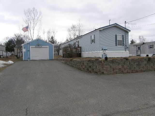 27 Cedar Street Millinocket, ME 04462 - Photo 1 of 17 Exterior Front.