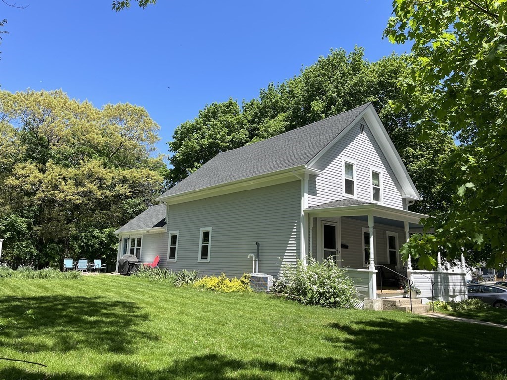 13 Forest Street Reading, MA 01867 - Photo 2 of 20 Gallery Image 2