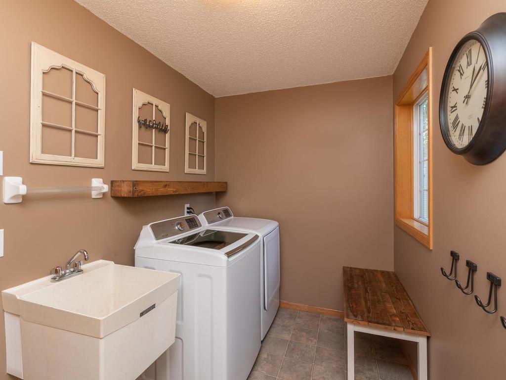 1941 Clearwater Road Waconia, MN 55387 - Photo 18 of 37 Gallery Image 18