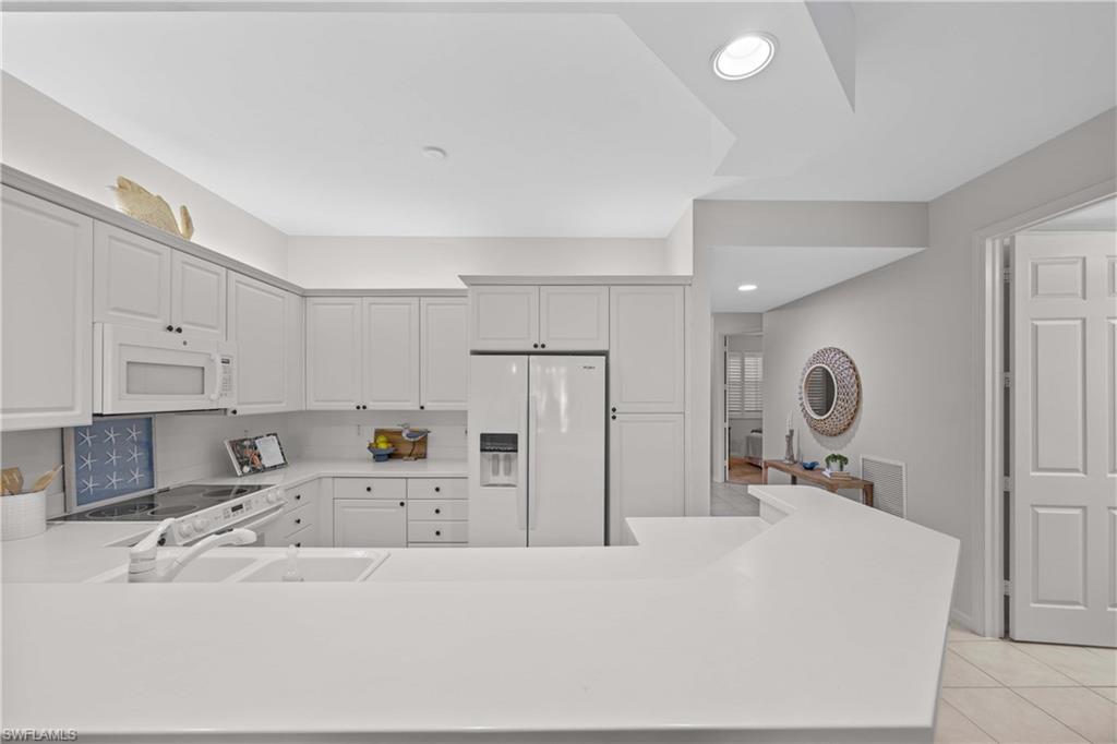 400 Flagship Drive, Unit 305 Naples, FL 34108 - Photo 12 of 42