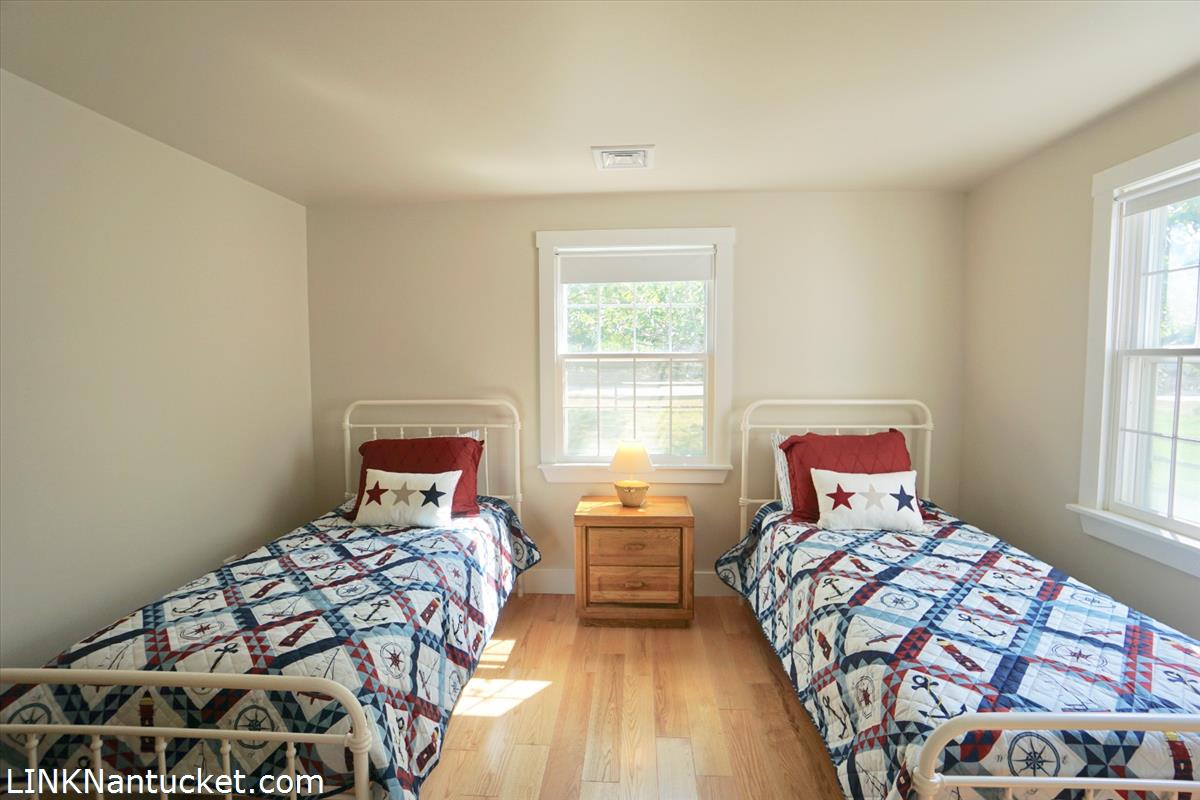 37 Madaket Road Nantucket, MA 02554 - Photo 17 of 33 Gallery Image 17