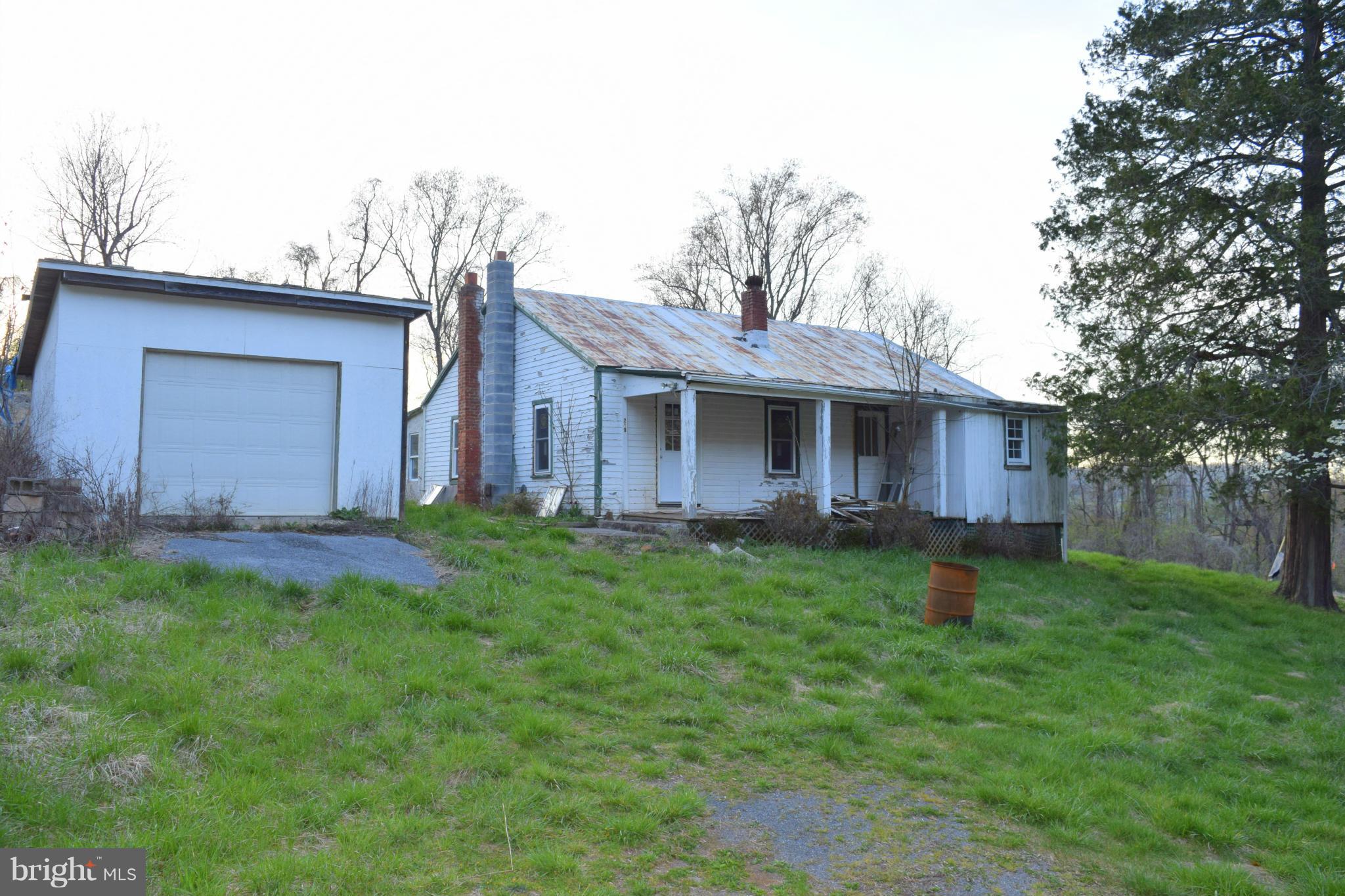 210 Pomeroy Road Front Royal, VA 22630 - Photo 1 of 30 Exterior (General)