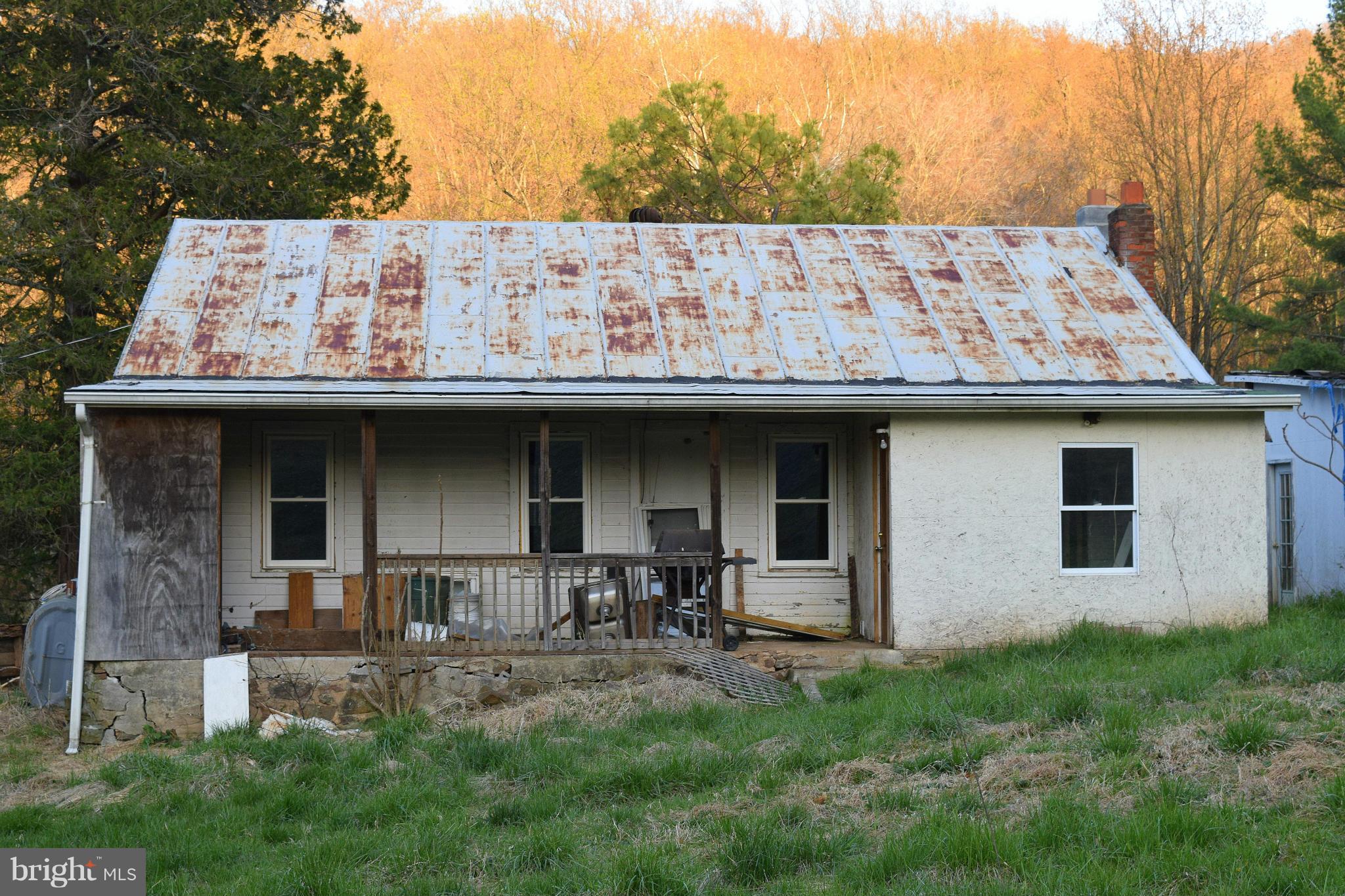 210 Pomeroy Road Front Royal, VA 22630 - Photo 11 of 30 Exterior (General)