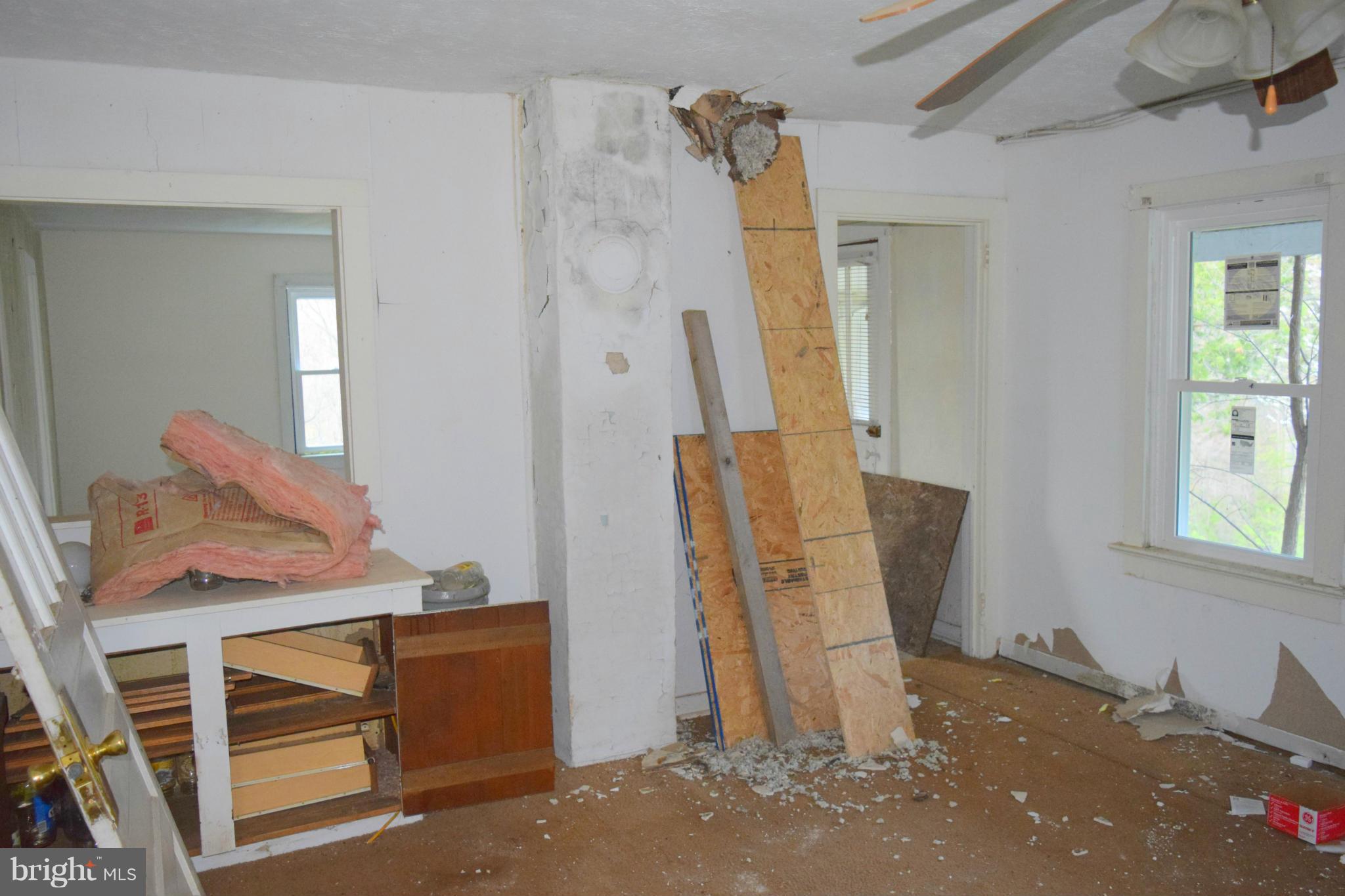 210 Pomeroy Road Front Royal, VA 22630 - Photo 17 of 30 Interior (General)