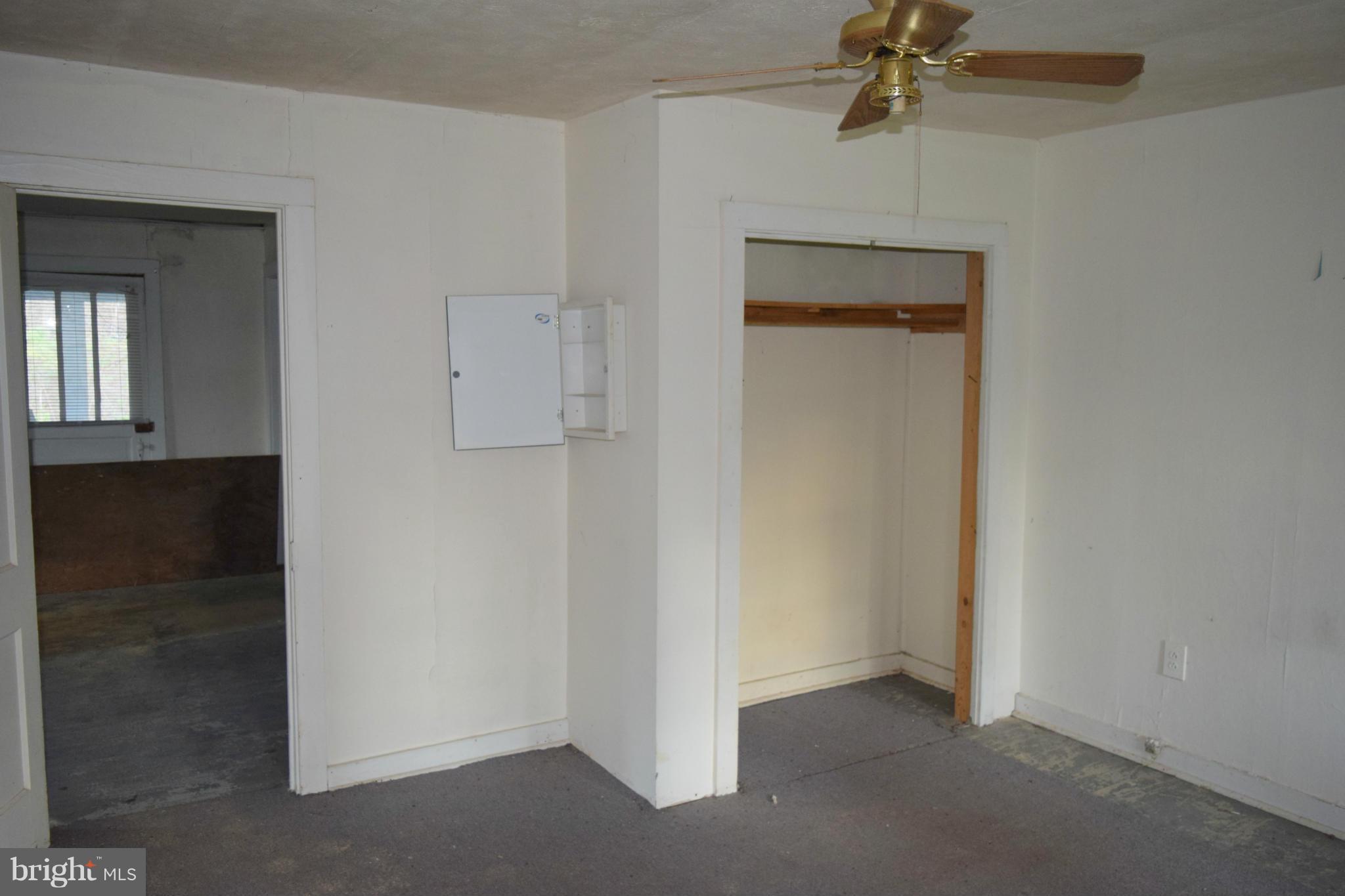 210 Pomeroy Road Front Royal, VA 22630 - Photo 22 of 30 Interior (General)