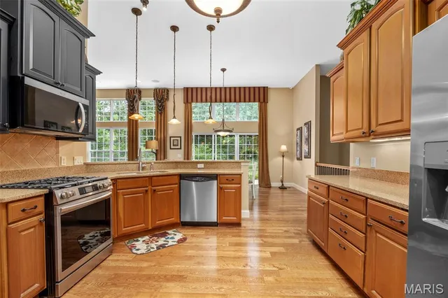 $617,500 | 95 Charbonier Bluffs Drive, Florissant, MO 63031