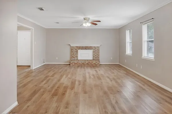 $1,650 | 2002 Derby Drive, Conroe, TX 77303