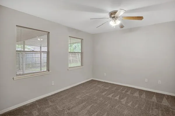 $1,650 | 2002 Derby Drive, Conroe, TX 77303