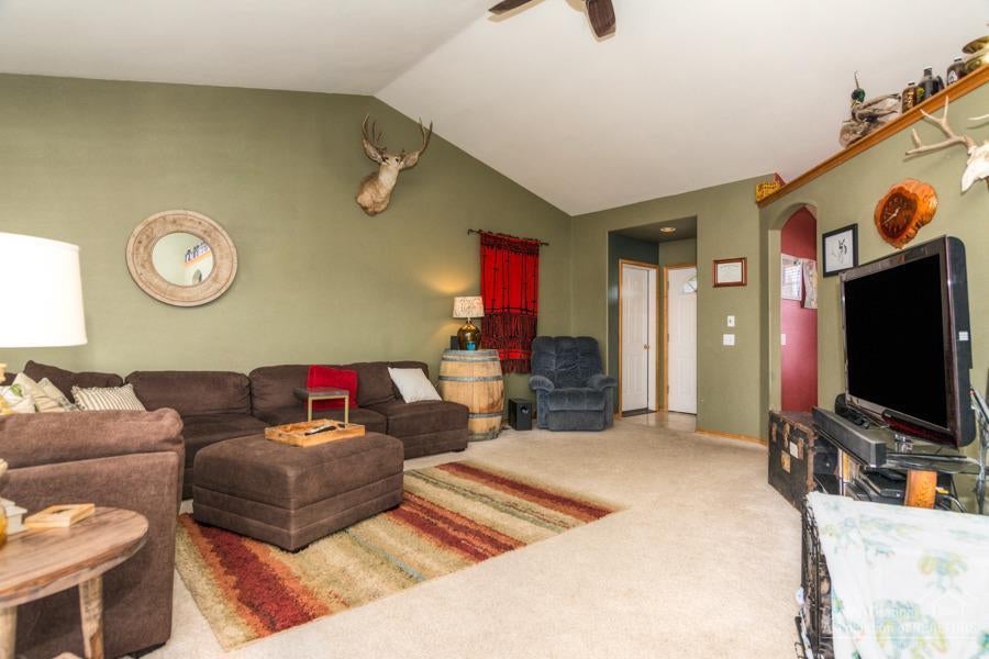 62641 Hawkview Road Bend, OR 97701 - Photo 4 of 18 Additional Photo