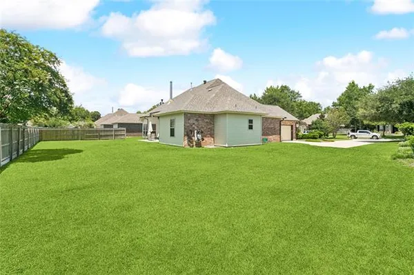 $439,500 | 424 Dockside Drive, Slidell, LA 70461