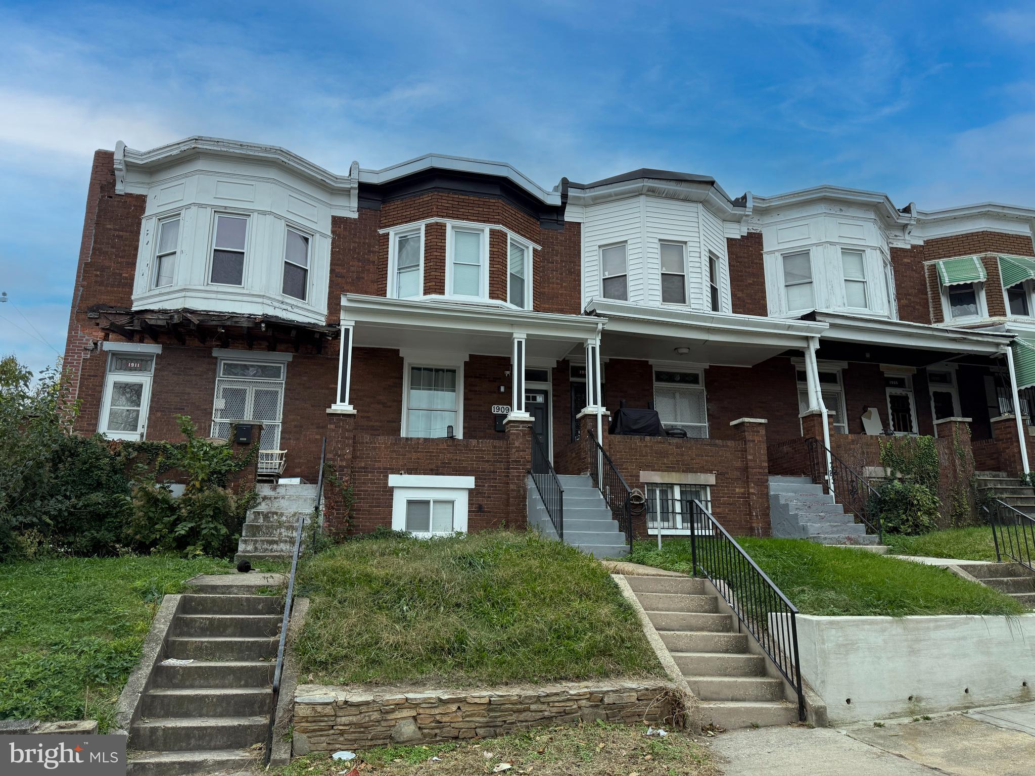 1911 East 20th Street Baltimore, MD 21213 - Photo 2 of 9