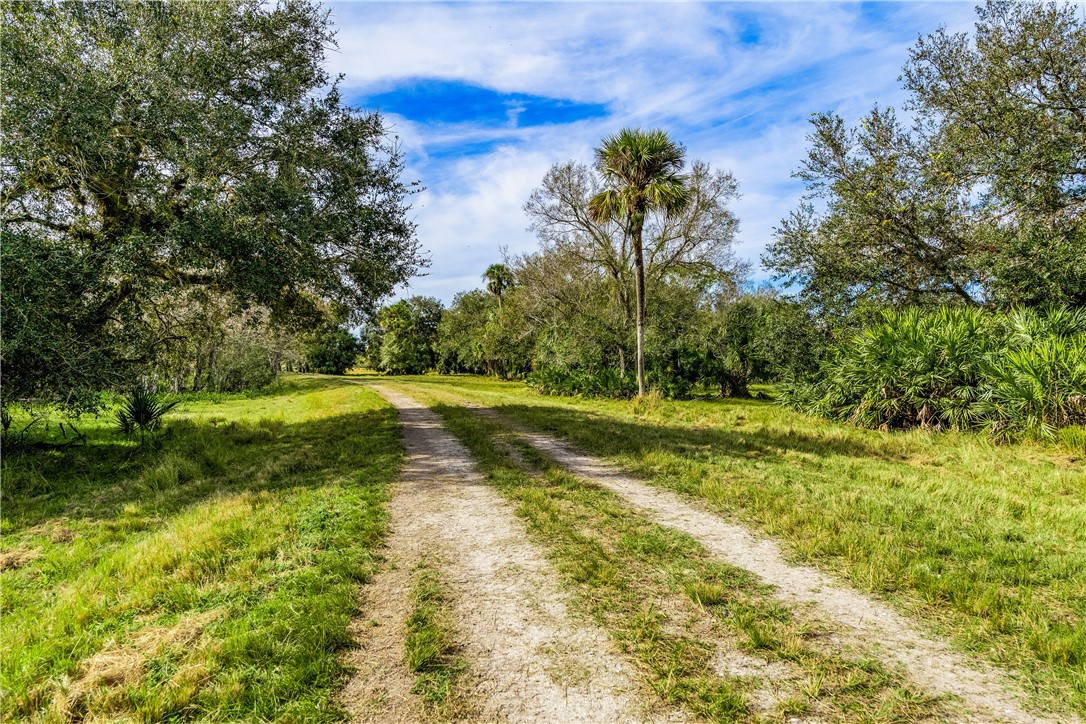 32000 Okeechobee Road Fort Pierce, FL 34987 - Photo 4 of 35 Gallery Image 4